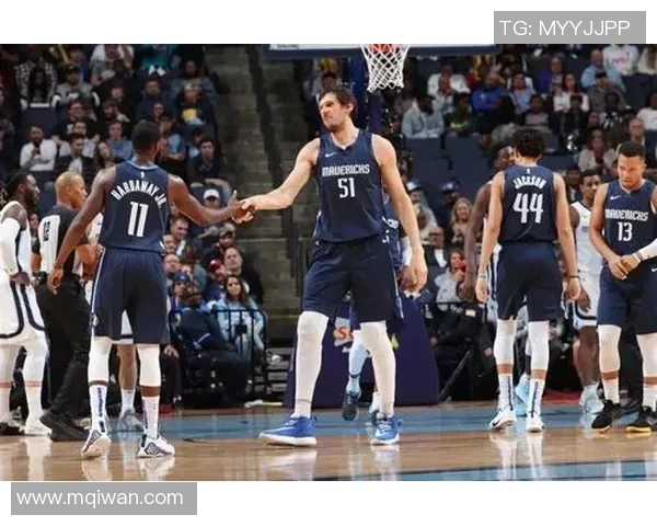 小牛对阵灰熊精彩直播回顾与赛后分析全方位解读