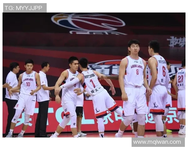 时代广州与上海久事的精彩对决展现篮球魅力与城市精神的碰撞