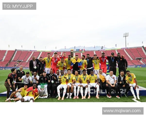 日本与哥伦比亚激战回顾精彩瞬间与精彩进球分析