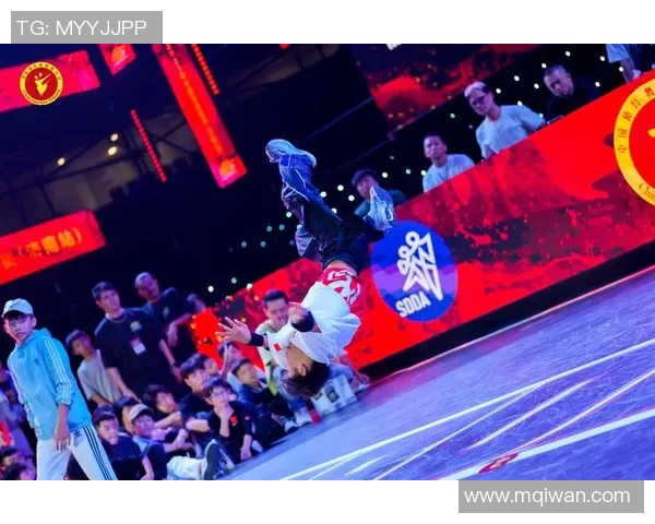 重庆街舞队在攀岩联赛中的团队意识与表现分析